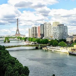 Apartment Eiffel Tower Penthouse, Paris