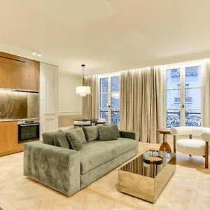 Apartment Maison Iena - Serviced On Champs Elysees, Paris
